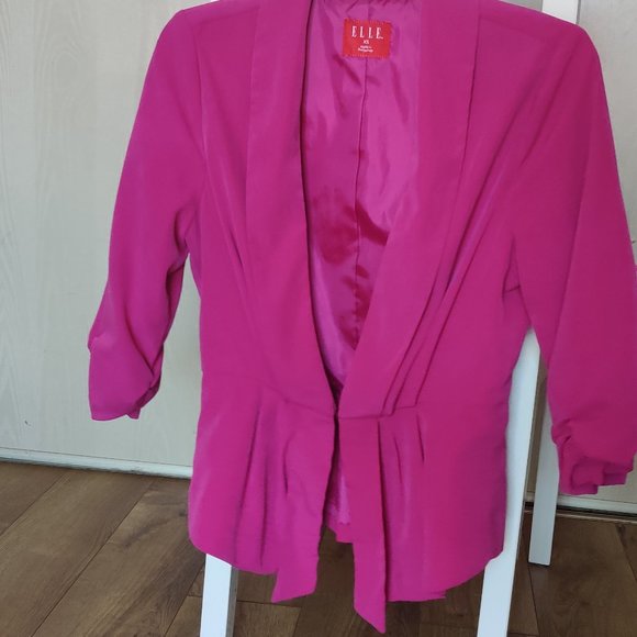 Blazer - Picture 3 of 5